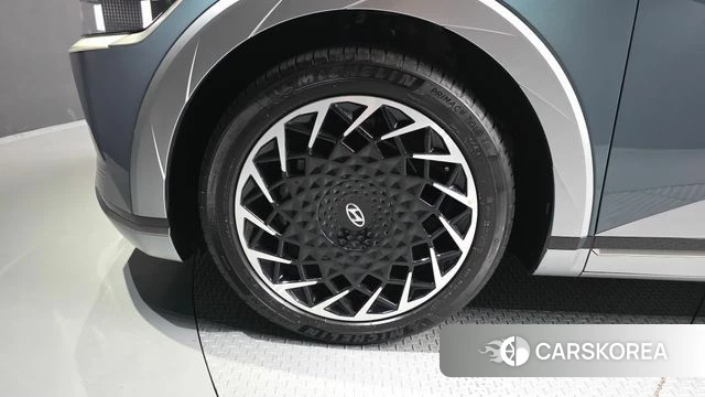 Hyundai Ionic 5 id 4710742 из Кореи 30