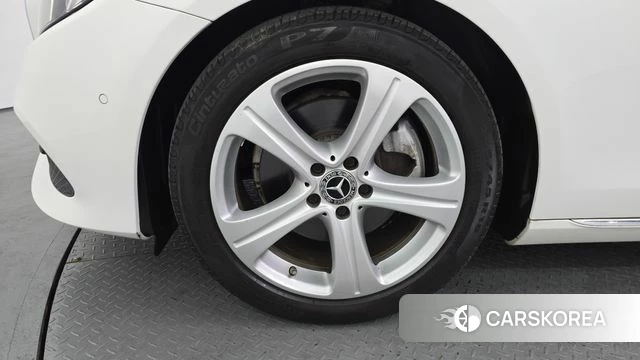 Mercedes-Benz E-Class W213 id 3801773 из Кореи 15