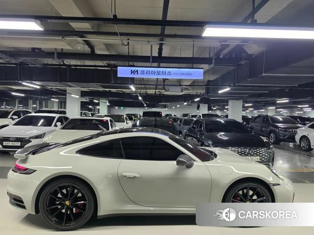 Porsche 911(992) id 4842604 из Кореи 15