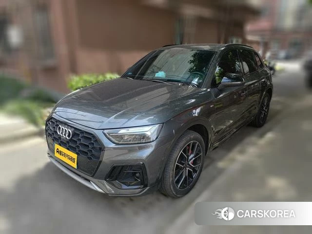 Audi Q5L 2024 Темно-серый из Китая, фото 5