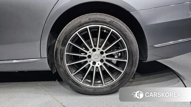 Mercedes-Benz E-Class W213 id 3672494 из Кореи 15