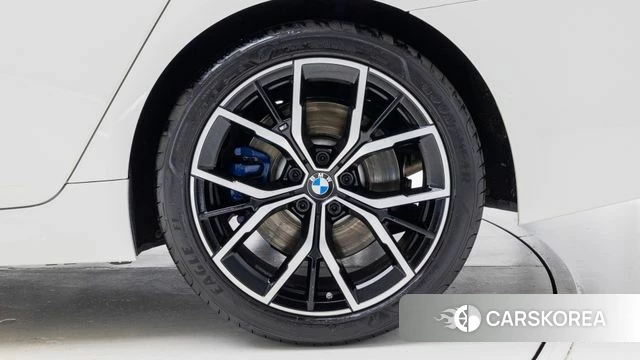 BMW 5 Series (G30) id 4835230 из Кореи 15
