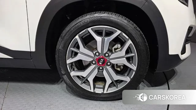 Kia Seltos id 3772562 из Кореи 15