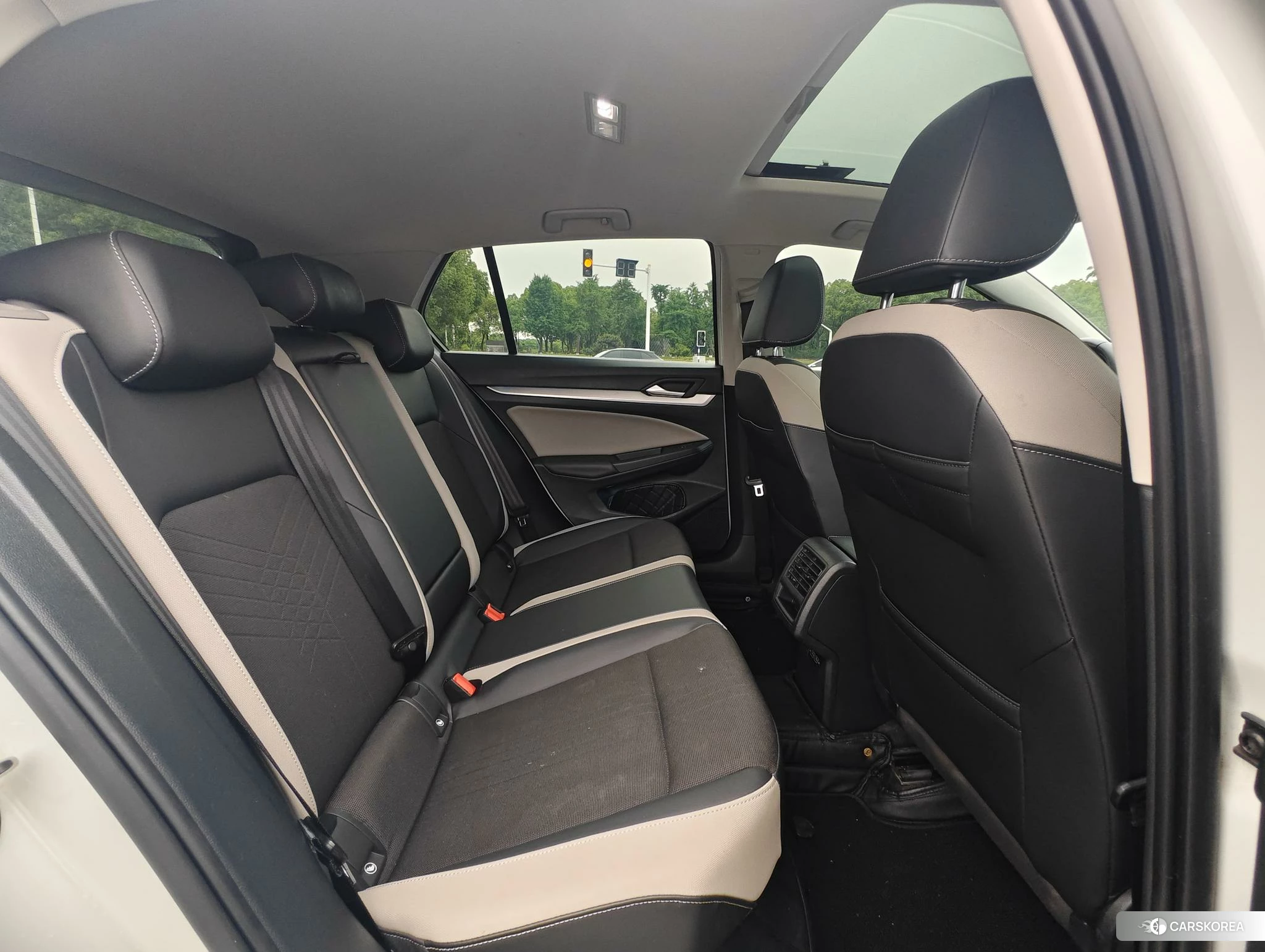 Volkswagen Golf id 4467876 из Китая 15