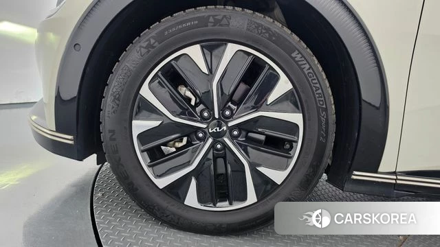 Kia EV6 id 4935603 из Кореи 29