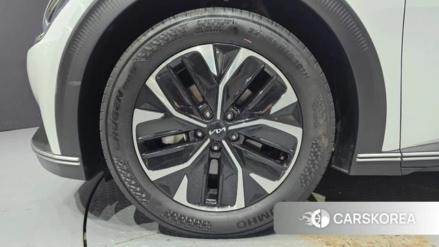 Kia EV6 id 4726352 из Кореи 15