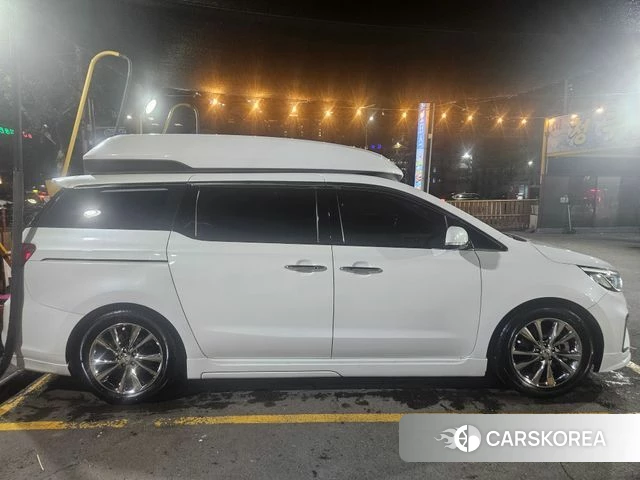 Kia The New Carnival 2018 Белый из Кореи, фото 5