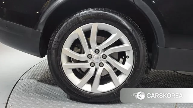 Land Rover Discovery 5 id 3778175 из Кореи 15