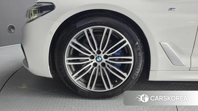 BMW 5 Series (G30) id 4581542 из Кореи 15