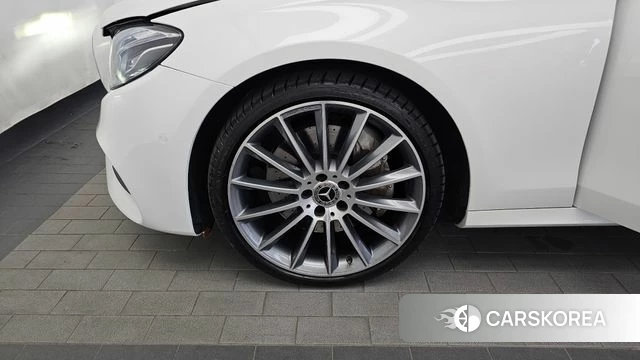 Mercedes-Benz E-Class W213 id 4430452 из Кореи 27