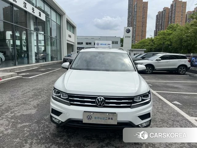 Volkswagen Tiguan L id 4258438 из Китая 16