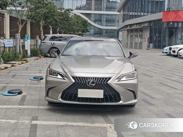 Lexus ES id 4392234 из Китая 11