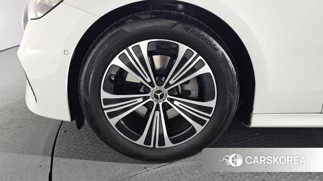 Mercedes-Benz E-Class W214 id 3633723 из Кореи 15