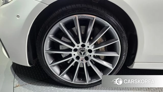 Mercedes-Benz E-Class W213 id 4784367 из Кореи 32