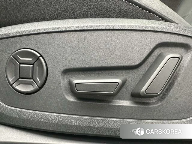 Audi Q3 Sportback id 4263338 из Китая 14