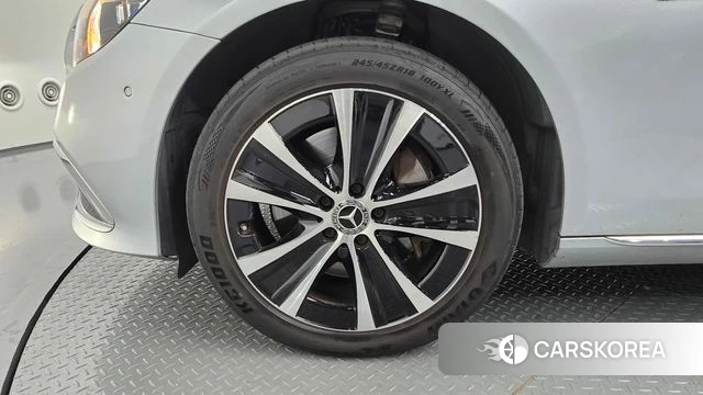 Mercedes-Benz E-Class W213 id 4736631 из Кореи 28
