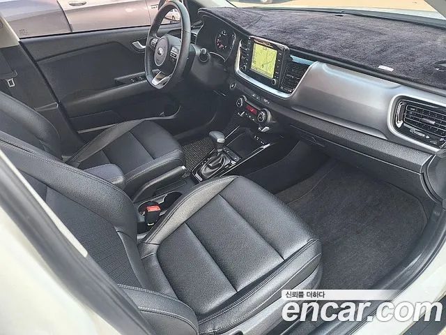 Kia Stonic id 2536561 из Кореи 14