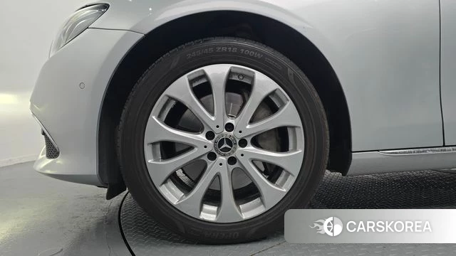 Mercedes-Benz E-Class W213 id 4331258 из Кореи 15
