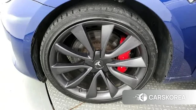 Tesla Model 3 id 3106716 из Кореи 15
