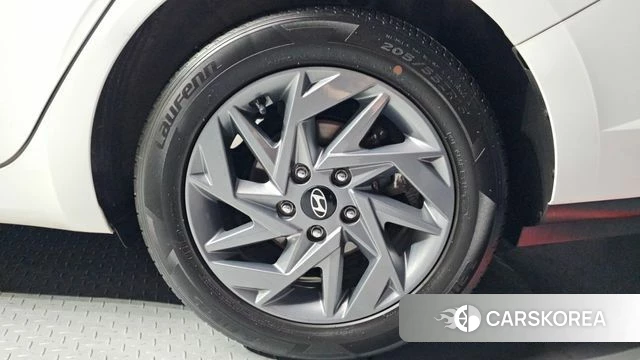 Hyundai The New Avante (CN7) id 4248906 из Кореи 25