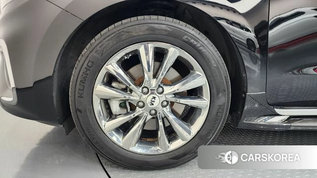 Kia The New Carnival id 4285459 из Кореи 15