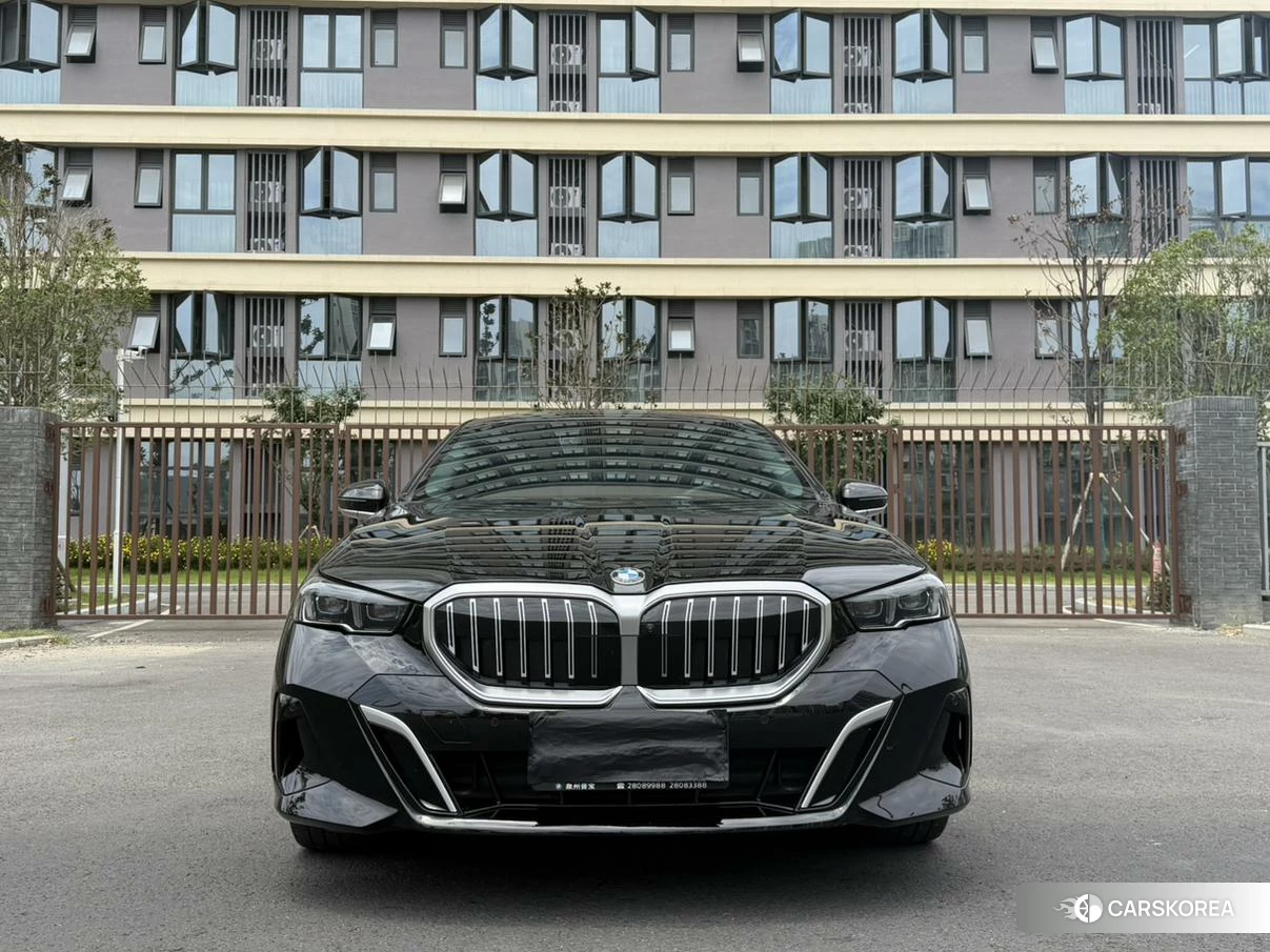BMW 5 series id 4467865 из Китая 11