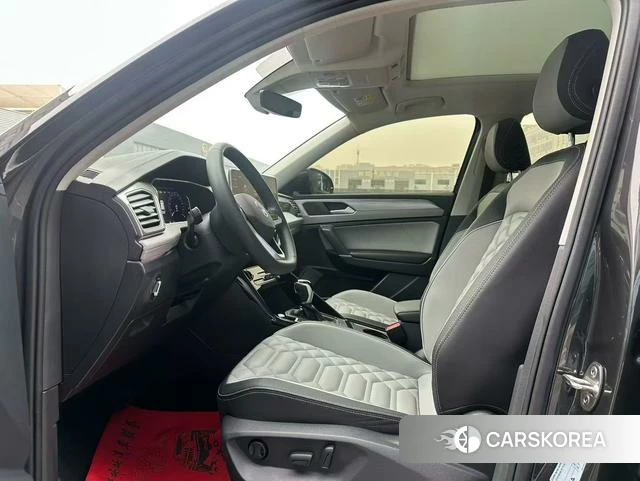 Volkswagen Tanyue 2024 Темно-серый из Китая, фото 5