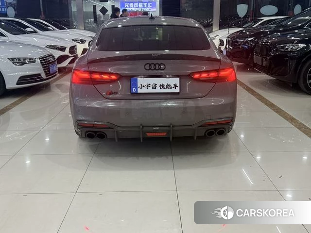 Audi S5 2023 Темно-серый из Китая, фото 5