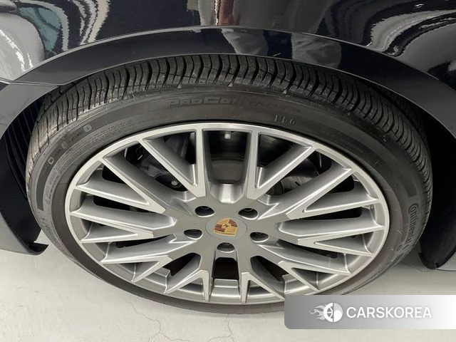Porsche Panamera (976) id 4584504 из Кореи 15