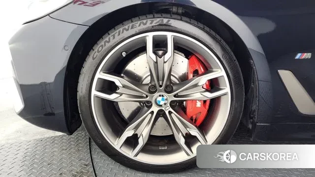 BMW 5 Series (G30) id 3721844 из Кореи 15