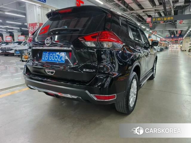 Nissan Qijun 2021 Черный из Китая, фото 5