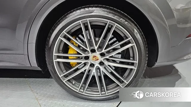 Porsche Cayenne (PO536) id 2959849 из Кореи 15