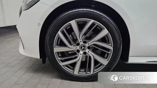 Mercedes-Benz E-Class W214 id 3517424 из Кореи 15