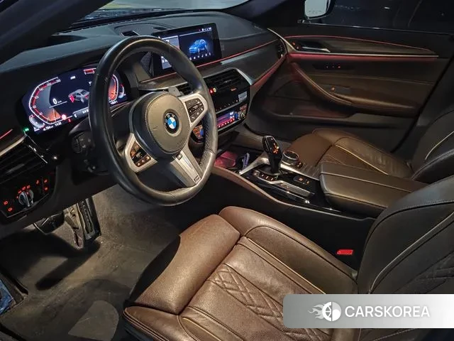 BMW 5 Series (G30) id 3038679 из Кореи 13