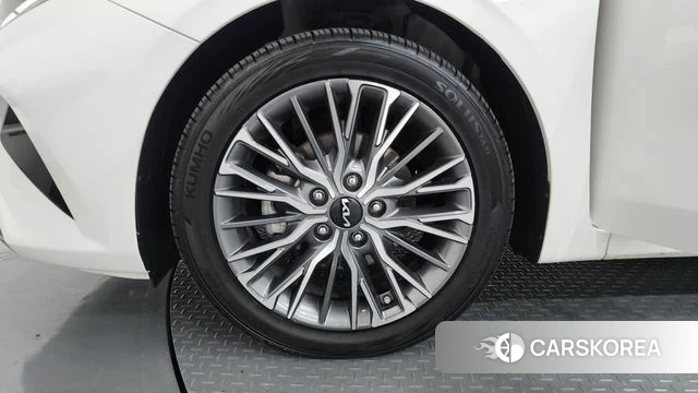 Kia The New K3 2nd generation id 4528195 из Кореи 28