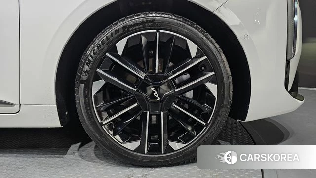 Kia The New K8 Hybrid id 3805150 из Кореи 15