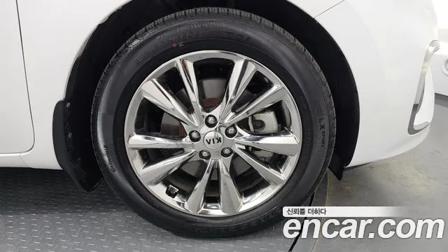 Kia The New Carnival id 2658878 из Кореи 15