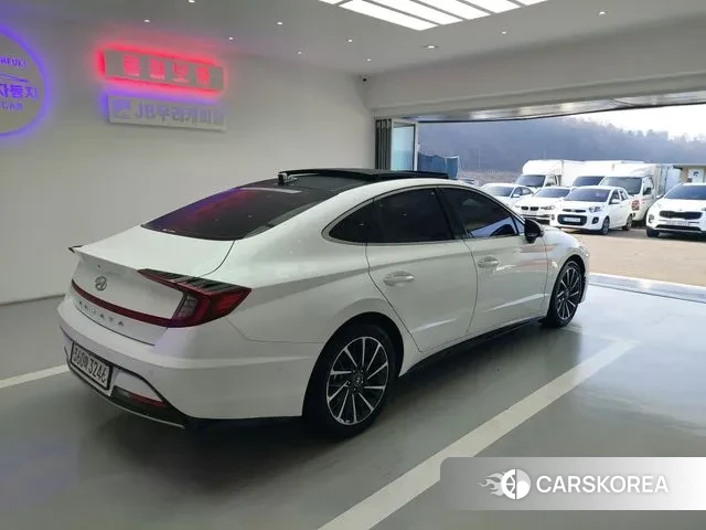 Hyundai Sonata (DN8) id 3747897 из Кореи 15