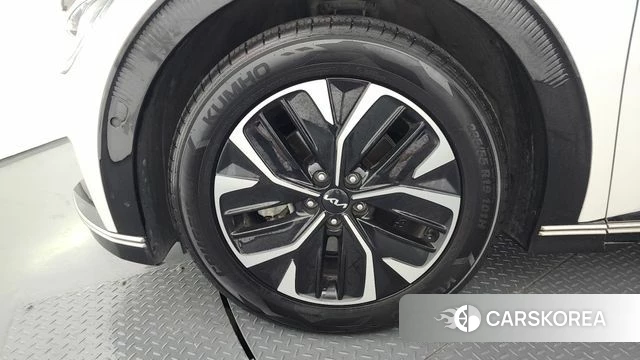 Kia EV6 id 4428633 из Кореи 27