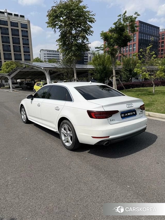 Audi A4L id 4214559 из Китая 11