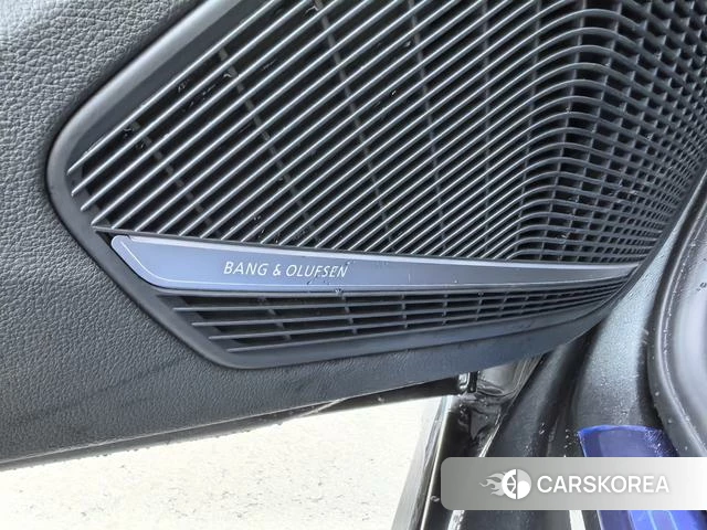 Audi A4L id 4258713 из Китая 13