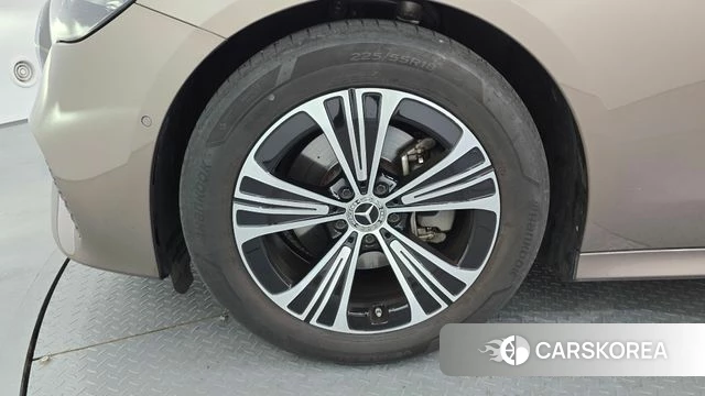 Mercedes-Benz E-Class W214 id 4474237 из Кореи 15
