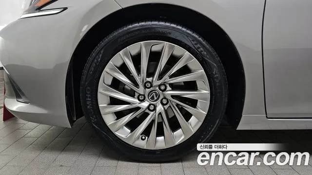 Lexus ES300h 7th generation id 2718616 из Кореи 15