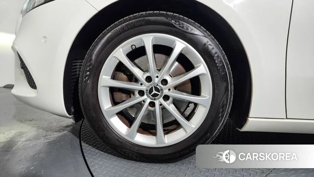 Mercedes-Benz A-Class W177 id 4196700 из Кореи 30