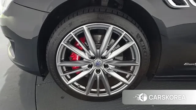 Maserati Quattroporte id 2976743 из Кореи 15