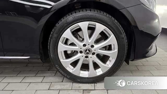 Mercedes-Benz E-Class W213 id 3209282 из Кореи 15