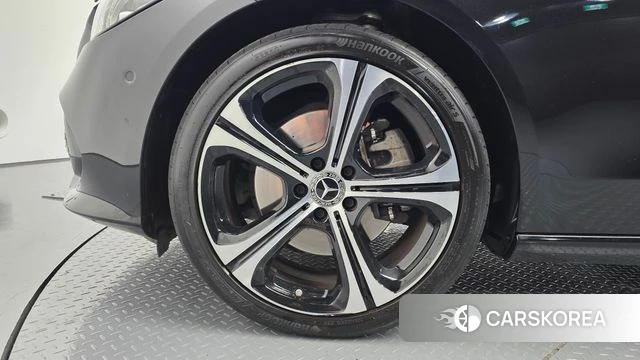 Mercedes-Benz C-Class W206 id 4223106 из Кореи 25