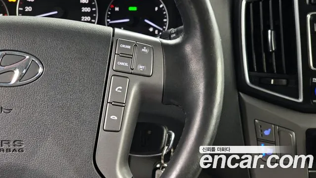 Hyundai The New Grand Starex id 2677480 из Кореи 15