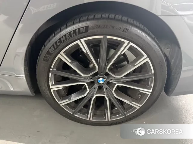 BMW 7 Series (G11) id 3003142 из Кореи 5