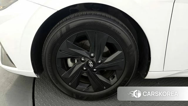 Hyundai Avante (CN7) id 3922483 из Кореи 15